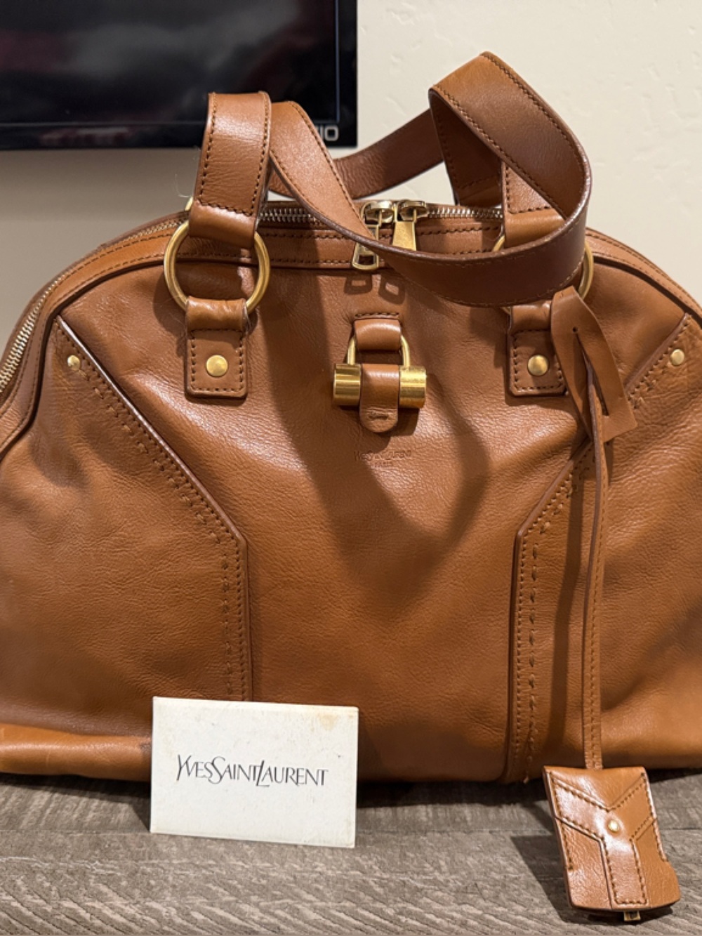 Yves Saint Laurent Tan Leather Large Muse